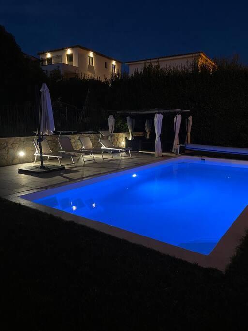 Jolie Appartement Avec Piscine La Roquette-sur-Siagne Luaran gambar
